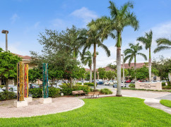 Whispering Woods Center, Coral Springs - 33067