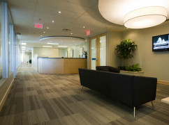Intelligent Office - Hudson's Bay Centre, Toronto - M4W 1A8